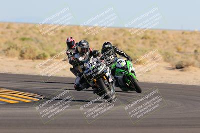 media/Oct-29-2022-CVMA (Sat) [[14c0aa3b66]]/Race 8 Supersport Middleweight/Folder 2/